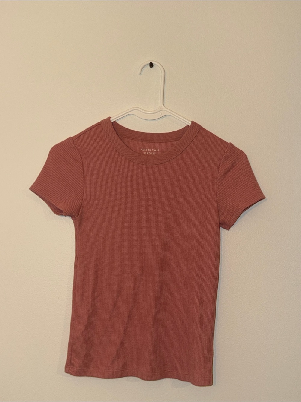 American Eagle Outfitters Women's Rose Ribbed Short Sleeve Tee